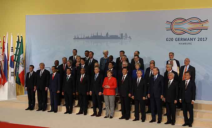 Gruppenfoto aller G20-Teilnehmer