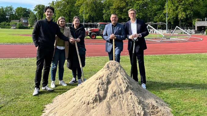 Spatenstich-Hammer-Park