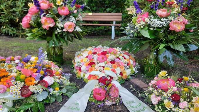 friedhof-quickborn-grabstaette-carlo-von-tiedemann